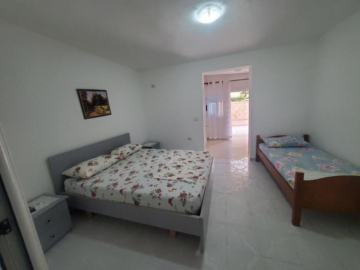 Guest House Vlorë מראה חיצוני תמונה