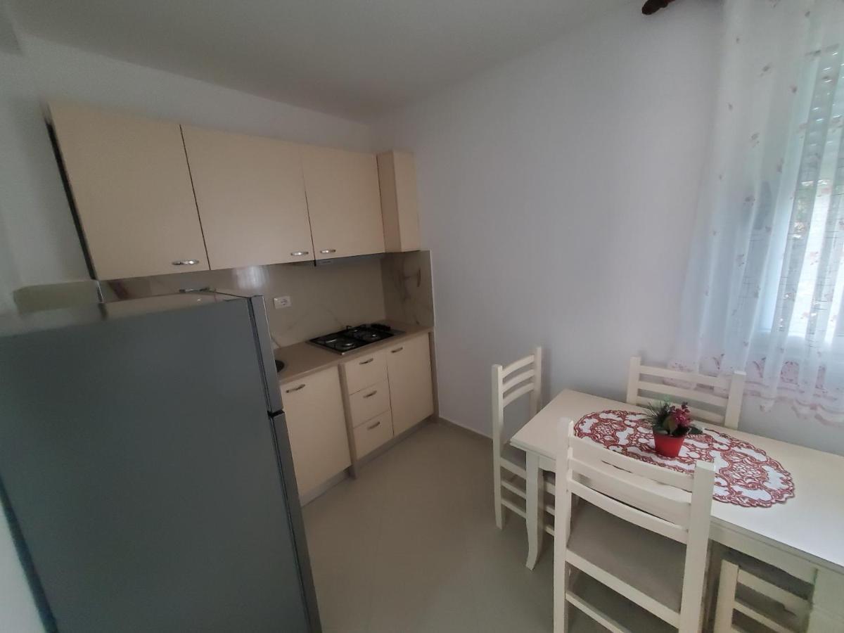 Guest House Vlorë מראה חיצוני תמונה