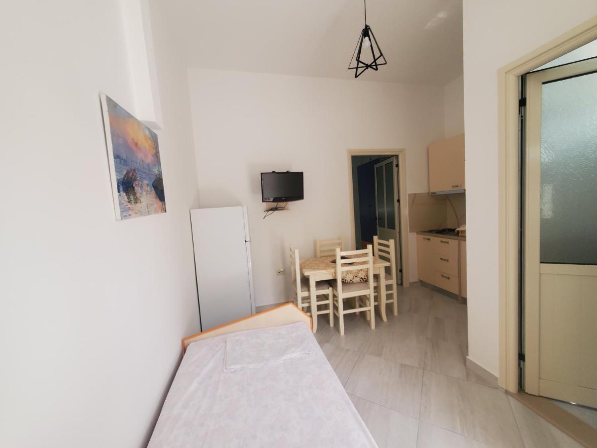 Guest House Vlorë מראה חיצוני תמונה