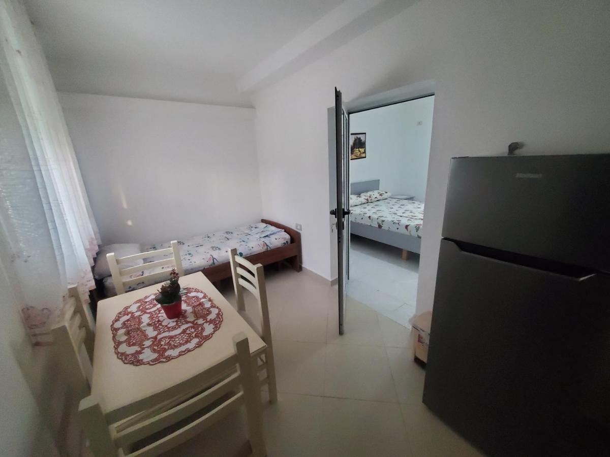 Guest House Vlorë מראה חיצוני תמונה